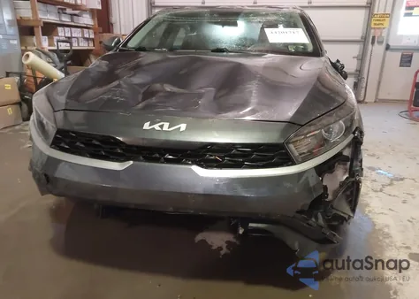 2023 Kia Forte Lx из США, поврежденный, VIN 3KPF24AD4PE646737